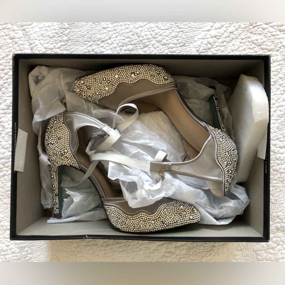 New In Box Betsey Johnson Women’s Iris Embellished Evening Heels - Silver, 7.5